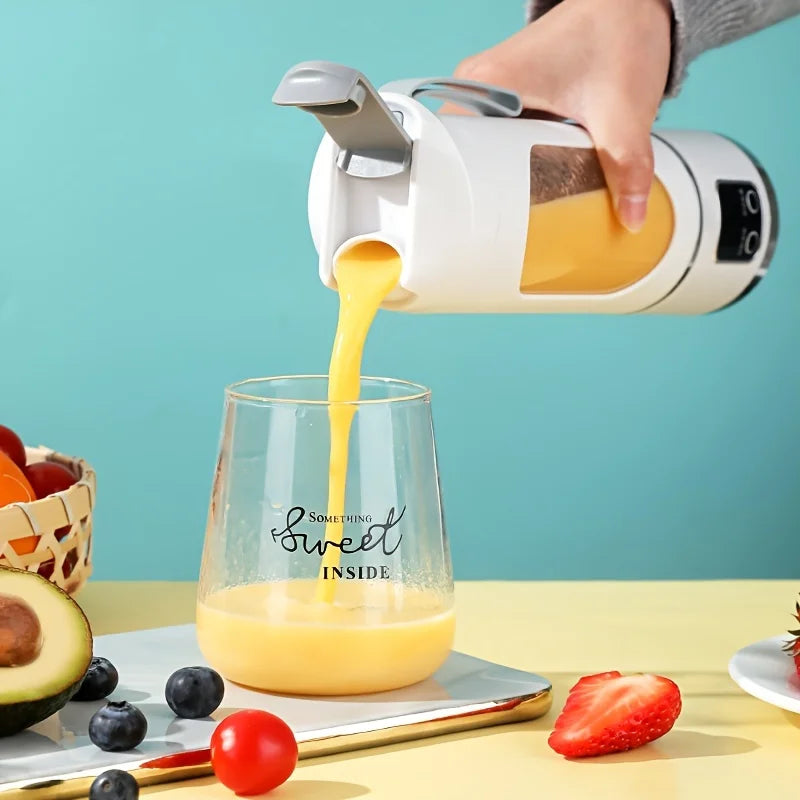 BlendGo™ Portable Smoothie Mixer
